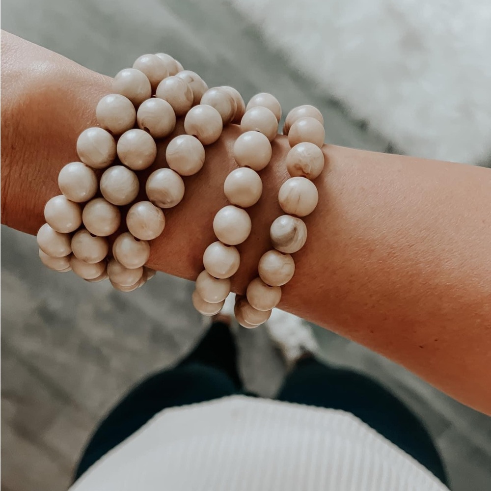 Park Lane Wooden Bead Bracelet- one strand